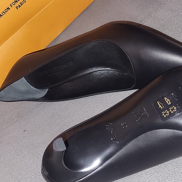New Louis Vuitton Uniformes Cherie pumps - Picture 2 of 10
